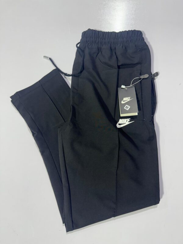 nike trousers for men
