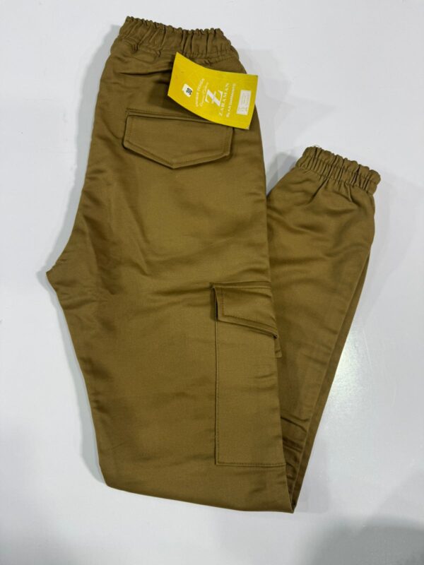 UrbanFlex Cargo Trousers – Built for Utility. Styled for the Street.